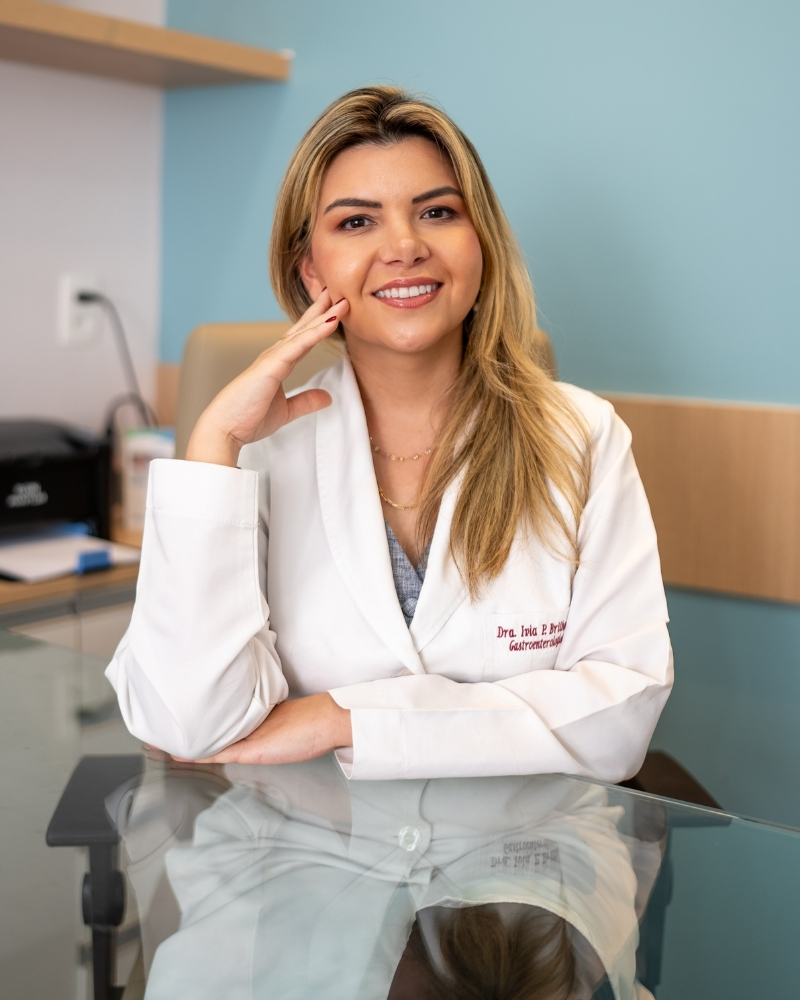 Foto de perfil da Dra. Ivia Brilhante, Hepatologista em Fortaleza